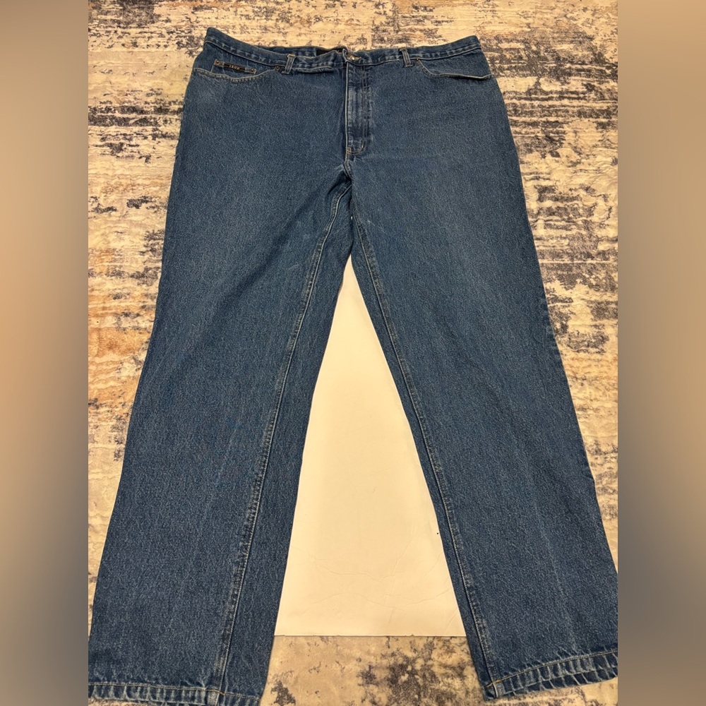 iZod Classic Fit Size 46x32 Jeans